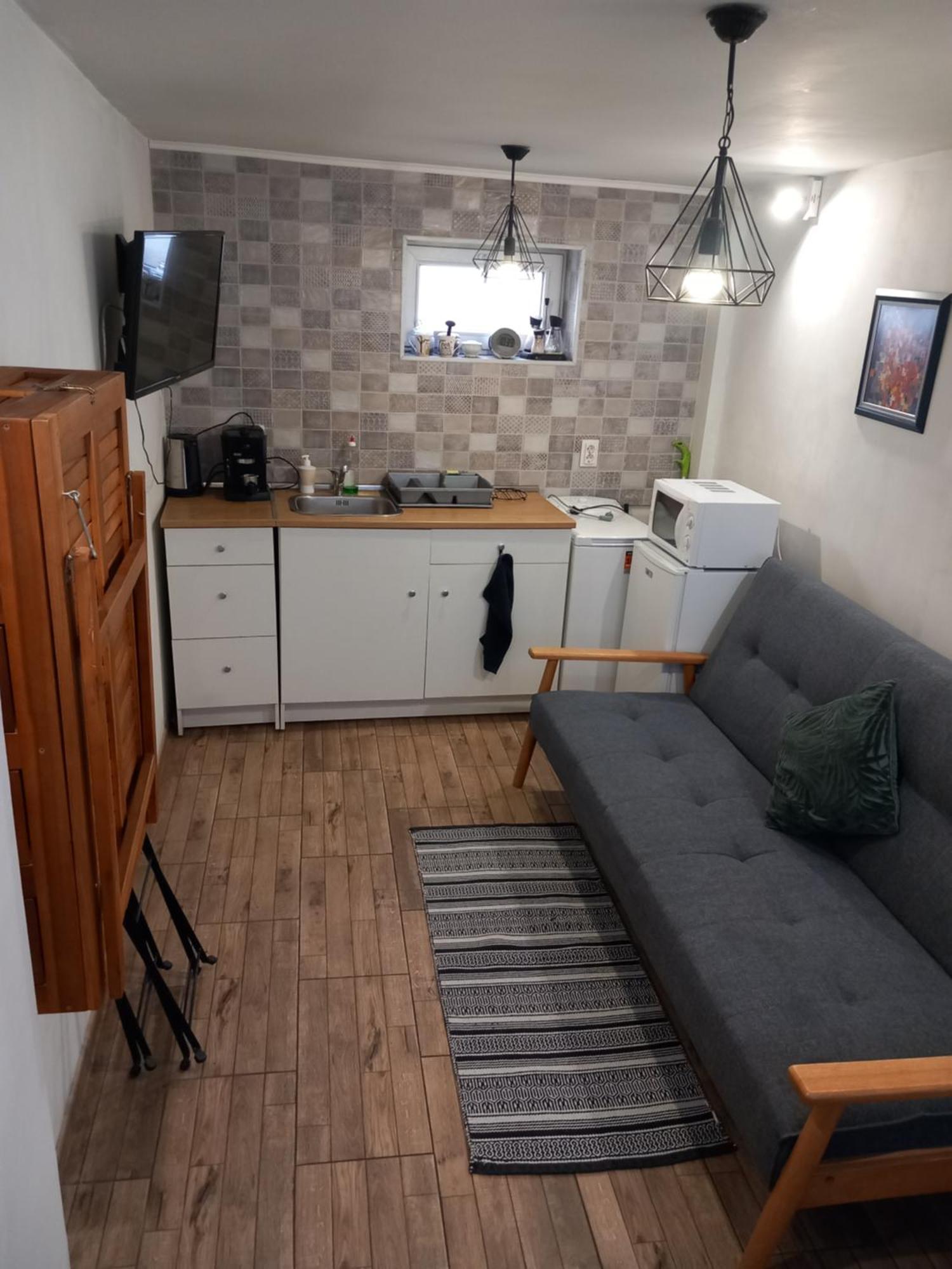 Charming Studio In The City Center Apartment Пловдив Екстериор снимка