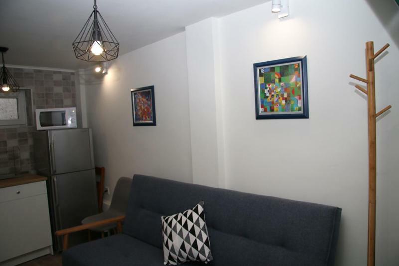 Charming Studio In The City Center Apartment Пловдив Екстериор снимка